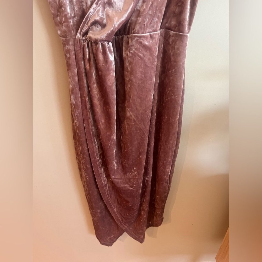 Pink  Velvet Midi Dress - Picture 4 of 11